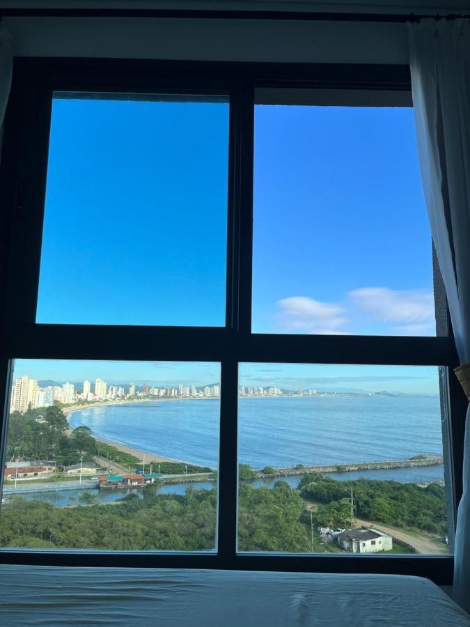 Apartamento Novo Frente Mar Com Piscina Em Home Club Пення Екстер'єр фото